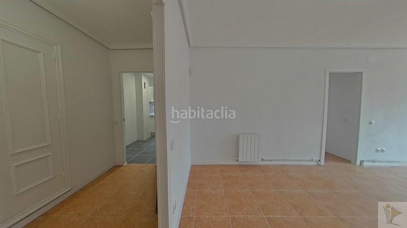 Foto 6b804d0a-de4c-4eb3-8413-6b4fedd75c27. Pis a Abrantes Madrid