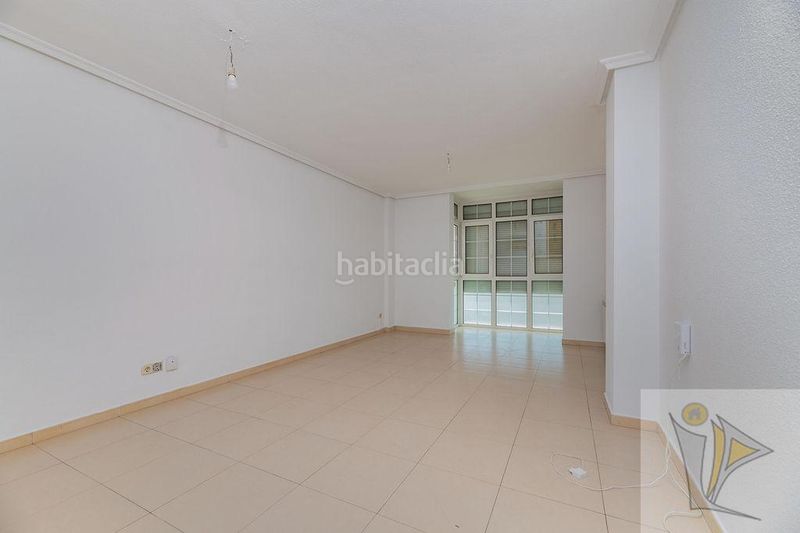 Foto 7ea35248-bf56-4394-8b4d-2614c5f8a66a. Pis amb aparcament a Villaverde Alto Madrid