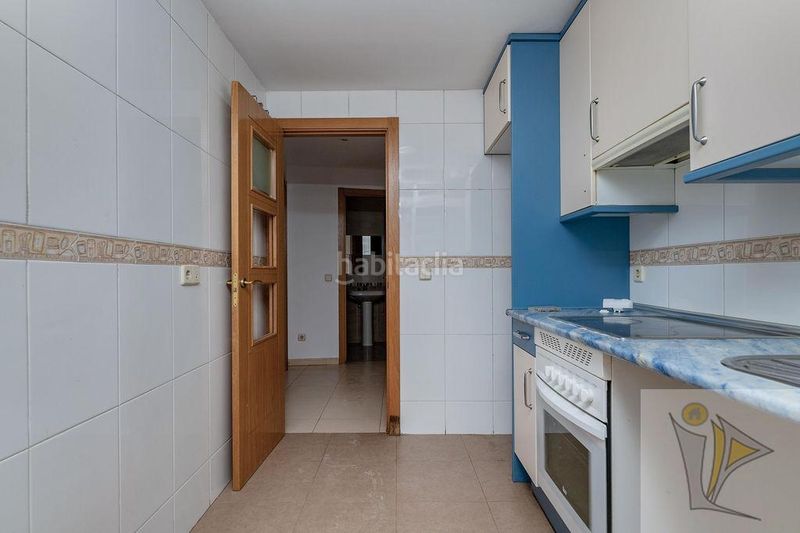 Foto f28efa33-dd5b-40cc-8c3e-5a4190d9ab6f. Pis amb aparcament a Villaverde Alto Madrid