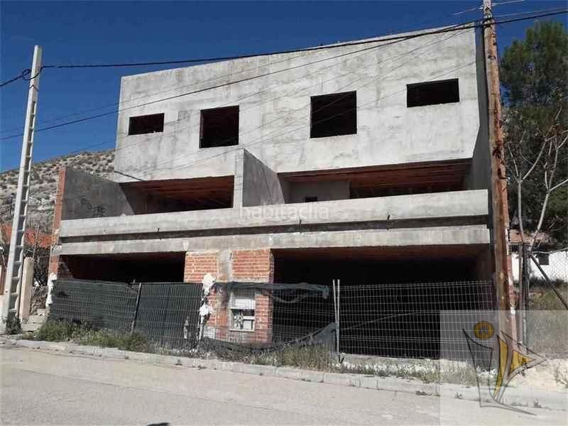 Foto 2ed32f77-51b9-4b36-9c08-791e2276f39d. Edificio  en Fuentidueña de Tajo