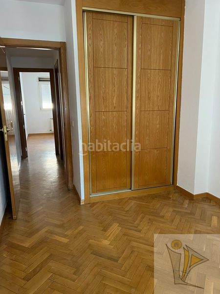 Foto aece2546-5187-4156-8c98-0c2270d3761d. Pis amb aparcament a Villaverde Alto Madrid