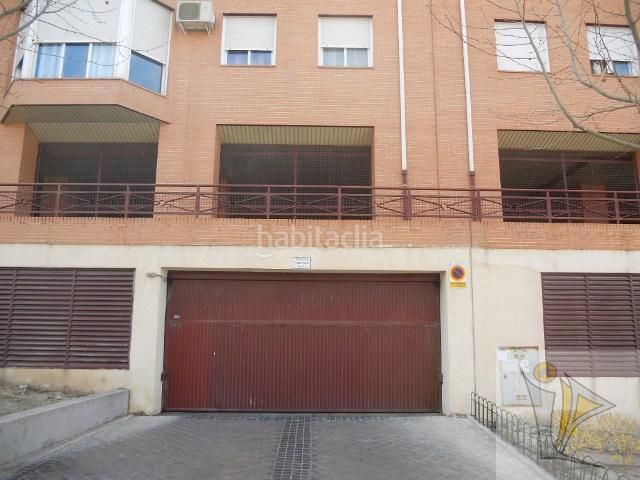 Foto b3d5f329-58bf-44f3-80db-0481a9593713. Aparcament cotxe a Centro Arganda del Rey