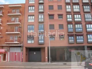 Foto 58872b98-ca8f-451c-bcdd-5ccc2c6ef9b1. Aparcament cotxe a Legazpi Madrid