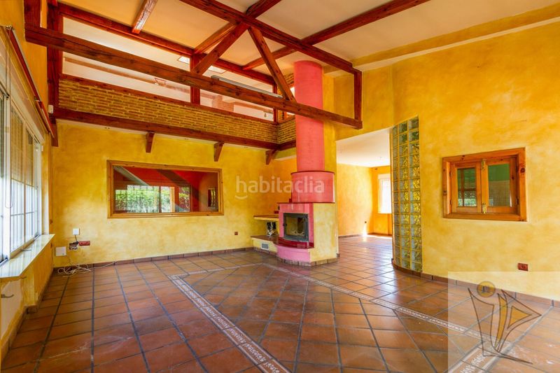 Foto cb1a991d-bb60-404f-872c-f1f01bd0440e. Chalet  en Algete centro Algete