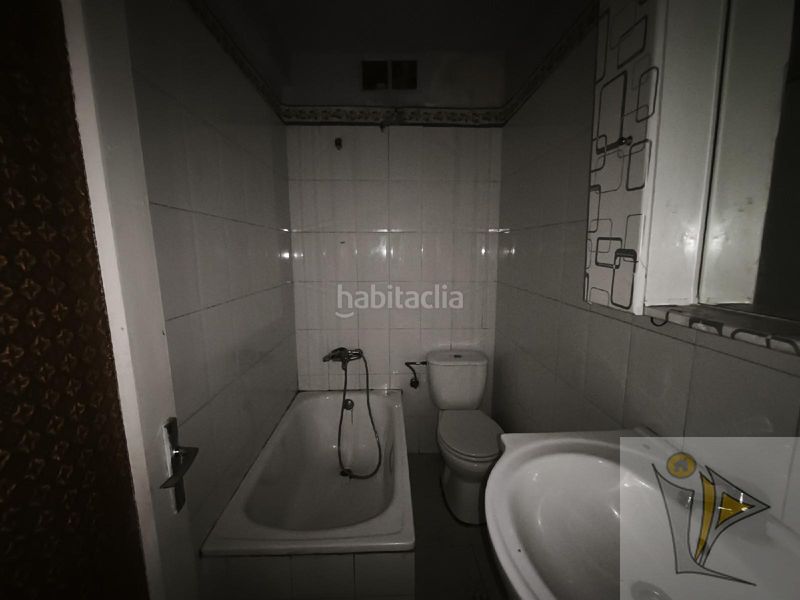Foto a863099a-e68d-4bf2-8d5b-1ae9b8d9749b. Pis a Los Rosales Madrid