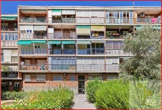 Etagenwohnung  Av pablo neruda. Madridpiso