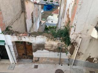 Terreny residencial a Calle san antonio 8. Venta sujeta a iva. solar en el centro del pueblo de oropesa de
