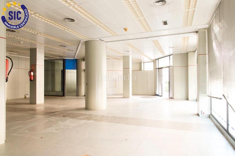 Foto 06c26840-235d-4a99-b266-d330ed5fd1bf. Business premise in paseo morella 23 in Estación - Universidad Castellón de la Plana