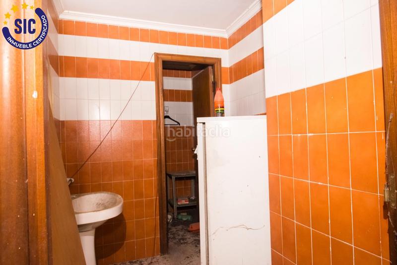 Foto 5c83157b-89b1-46ec-ba33-d37e9ade7ae6. Business premise in paseo morella 23 in Estación - Universidad Castellón de la Plana