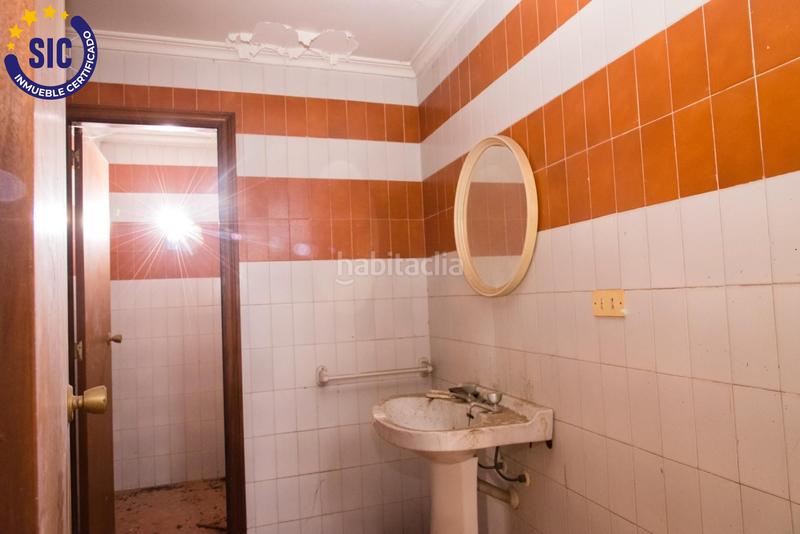 Foto 7dfaf025-2421-4192-8426-d183f754e3b0. Business premise in paseo morella 23 in Estación - Universidad Castellón de la Plana