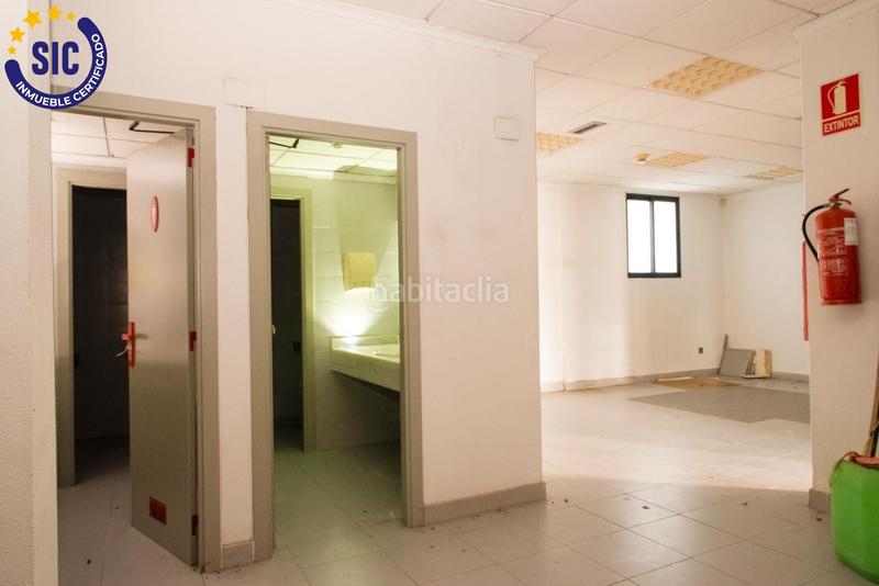 Foto d8681507-711e-461f-a80c-4ff3ecba7a72. Business premise in paseo morella 23 in Estación - Universidad Castellón de la Plana