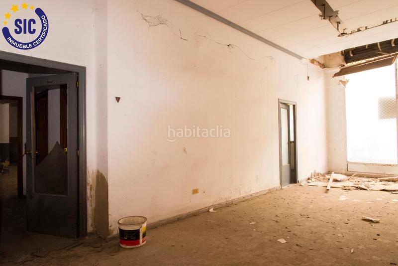 Foto f6434412-a665-46da-bfed-f8096e1a5cc7. Business premise in paseo morella 23 in Estación - Universidad Castellón de la Plana