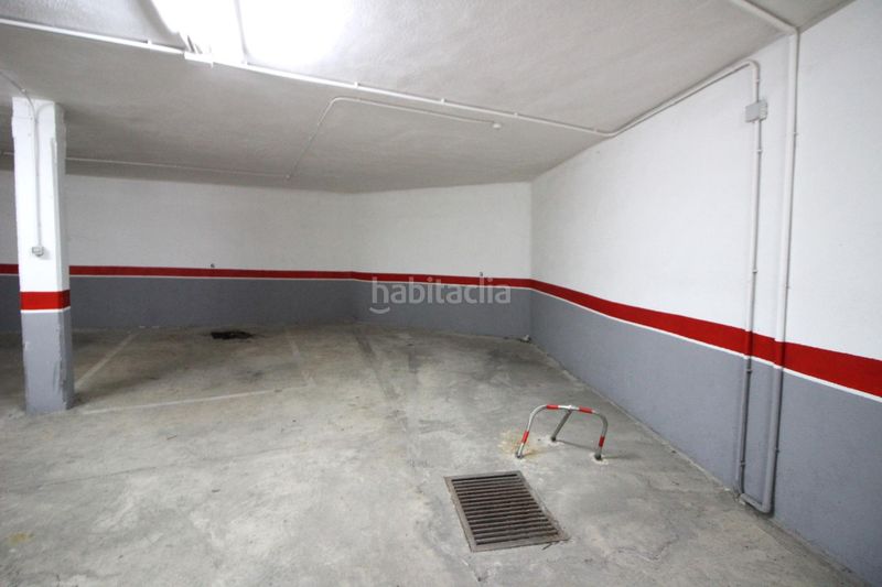 Foto 22c21f70-2663-48e1-9f68-7042f8560a3c. Autoparkplatz in calle l'abeurador 4 in Torreblanca
