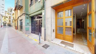 Haus in Calle gumbau 22. Casa  en centro de castellon actualmente despacho