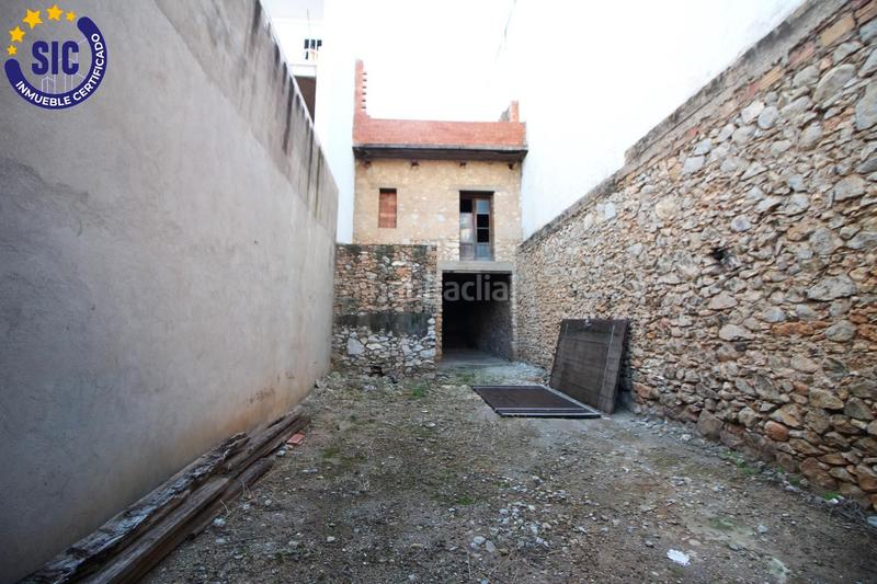 Foto 6d787477-c9ef-4b5f-b516-a449832ed1f3. Terreno residencial en calle ramon y cajal 8 patio casa solar a dos calles, en el casco viejo, en el Centro pueblo en Oropesa del Mar