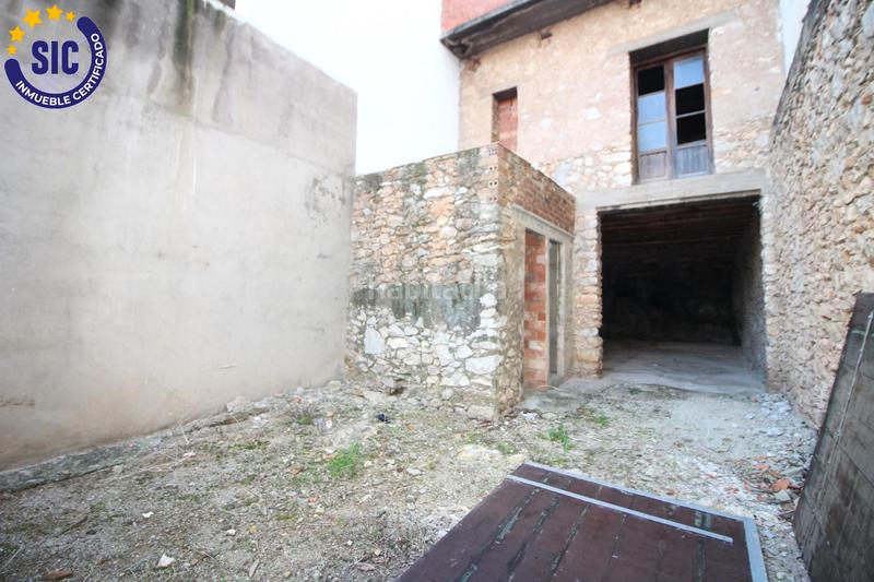 Foto b5955ce2-d830-4761-84ee-97c0f6f300c3. Terreno residencial en calle ramon y cajal 8 patio casa solar a dos calles, en el casco viejo, en el Centro pueblo en Oropesa del Mar