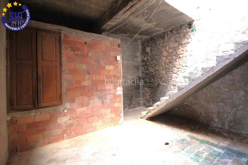 Foto c9824045-e437-4ee9-b084-accb2c410486. Terreno residencial en calle ramon y cajal 8 patio casa solar a dos calles, en el casco viejo, en el Centro pueblo en Oropesa del Mar
