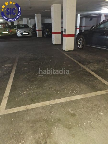 Foto be92e589-4f26-4b61-9cc3-8e99aaa39b8f. Autoparkplatz in calle plaza de la cruz roja 2 in Castellón de la Plana