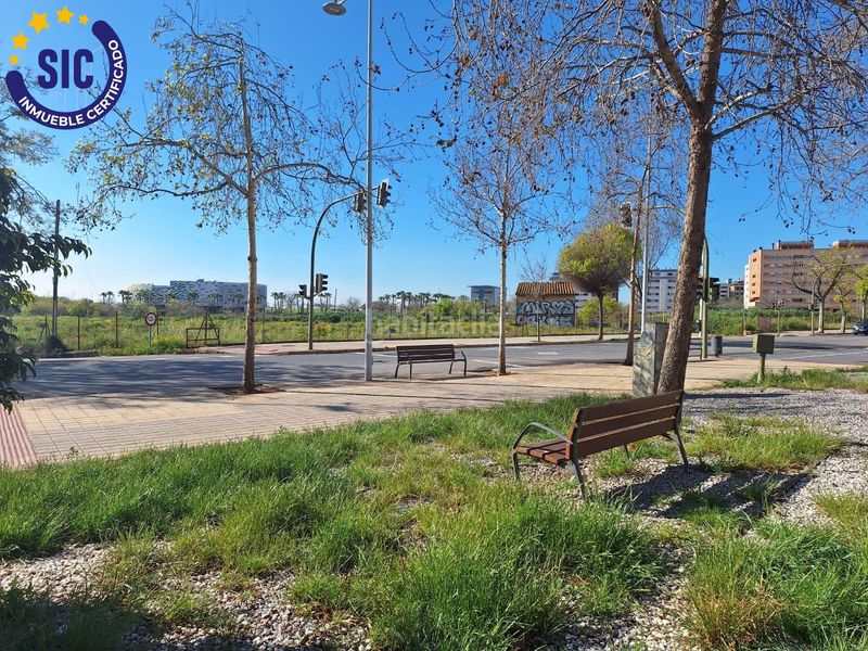 Foto f0753438-a8c3-4768-95f1-285289260803. Autoparkplatz in calle plaza de la cruz roja 2 in Castellón de la Plana