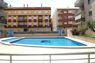 Appartement à Cabanes 11. Apartamento muy céntrico con garaje y piscina rodeado de servici