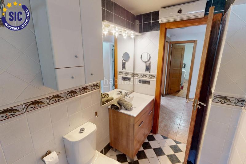 Foto 721f6f3a-b689-4494-89df-8335a2a4b94e. Chalet dans avenida mohino 21 dans Benicàssim Golf Benicasim / Benicàssim