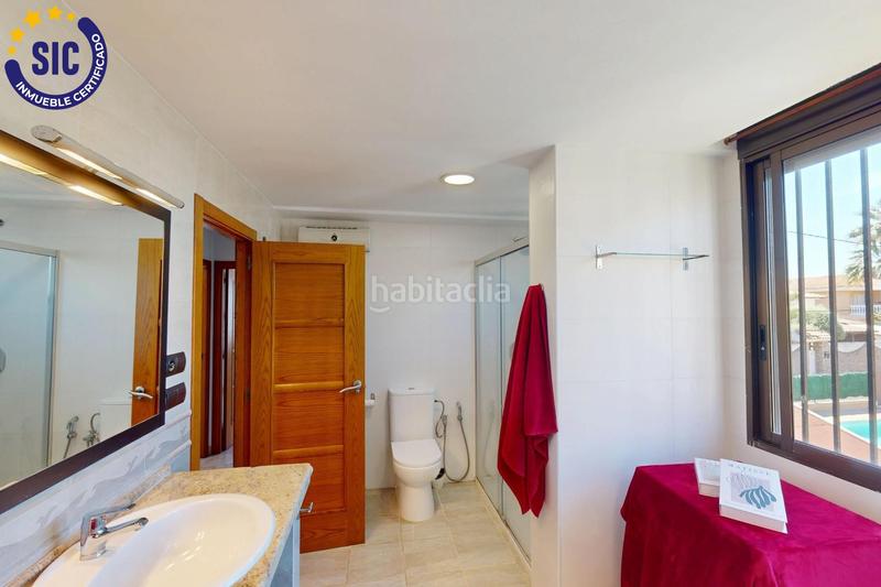 Foto e5ac2c82-2db9-4805-a5a9-7967c442037e. Chalet dans avenida mohino 21 dans Benicàssim Golf Benicasim / Benicàssim