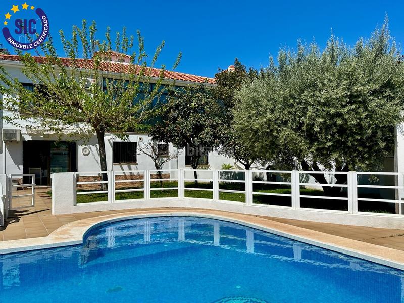 Foto fe9d5365-a090-41a9-a97d-7577d3ca948a. Chalet dans avenida mohino 21 dans Benicàssim Golf Benicasim / Benicàssim