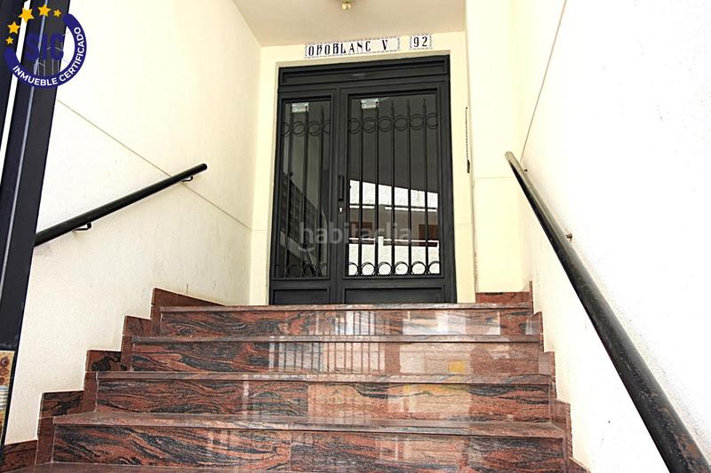 Foto 4148d4c9-2202-44cd-839f-dfa1a60dcf7c. Apartamento en faro del 92 apartamento en zona de Playa de la Concha con una espectacular terraza de 88m2, piscina, garaje y trastero en Oropesa del Mar