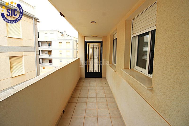 Foto b9155488-7784-4d13-ae9a-accf6e031311. Apartamento en faro del 92 apartamento en zona de Playa de la Concha con una espectacular terraza de 88m2, piscina, garaje y trastero en Oropesa del Mar