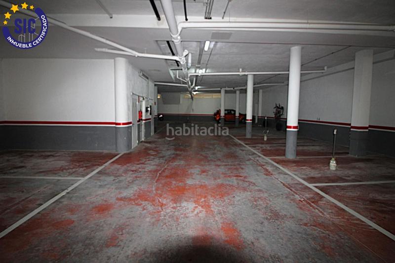 Foto f83119a7-201c-49d5-abf5-8b057abe6d6d. Apartamento en faro del 92 apartamento en zona de Playa de la Concha con una espectacular terraza de 88m2, piscina, garaje y trastero en Oropesa del Mar