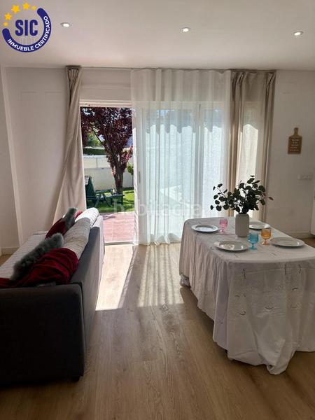 Foto d124cf72-2447-4728-a433-4825fb8c760d. Xalet a avenida mohino 23 a Benicàssim Golf Benicasim / Benicàssim