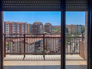 Appartement à Calle pintor carbo 8. Vivienda de vpo muy luminosa con excelentes vistas desde su terr