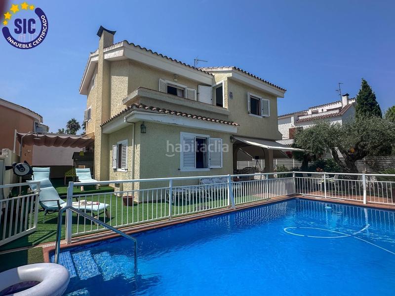Foto 4004c0aa-e4bc-4c42-b600-f5c64e419595. Xalet amb calefacció aparcament piscina a Heliópolis Benicasim / Benicàssim