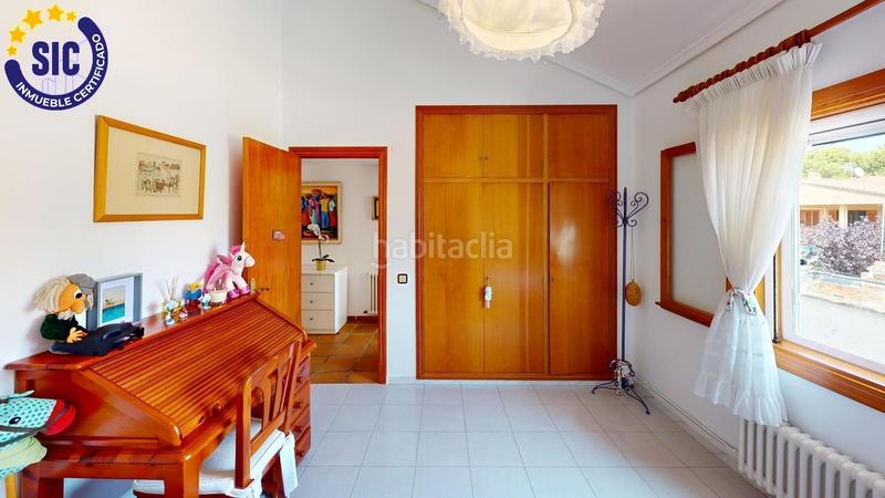 Foto 735ee131-52e4-46c0-8ee2-271a8cb917b9. Xalet amb calefacció aparcament piscina a Heliópolis Benicasim / Benicàssim