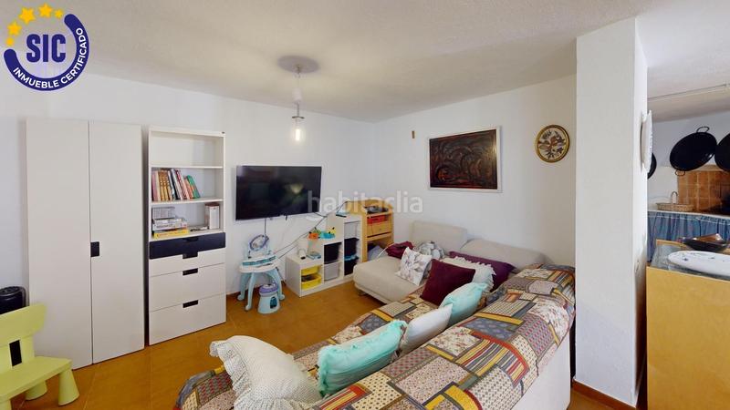 Foto 7fae8f6f-8332-453b-8b4d-126e4ab92ed4. Xalet amb calefacció aparcament piscina a Heliópolis Benicasim / Benicàssim