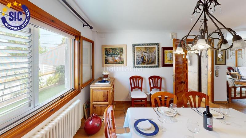 Foto a23dc5ab-cda6-40d5-9ec0-9a9e9e3fe35d. Xalet amb calefacció aparcament piscina a Heliópolis Benicasim / Benicàssim