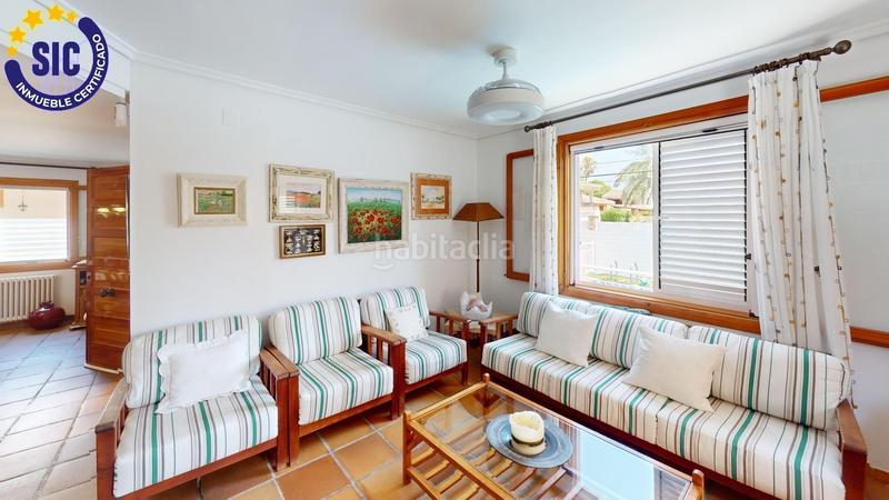 Foto aaf1abf5-ae58-41e9-a6c1-b7f44047cf3b. Xalet amb calefacció aparcament piscina a Heliópolis Benicasim / Benicàssim