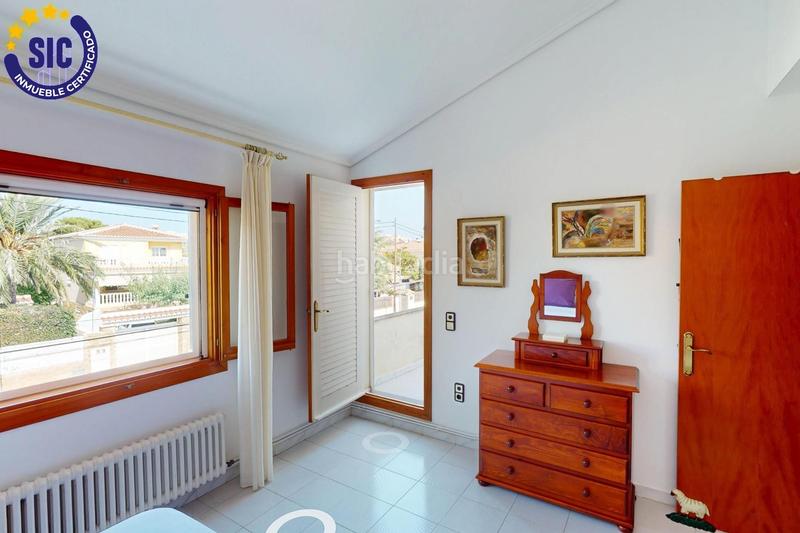 Foto e11a5ed1-14cb-455d-8371-296833d8d4ab. Xalet amb calefacció aparcament piscina a Heliópolis Benicasim / Benicàssim