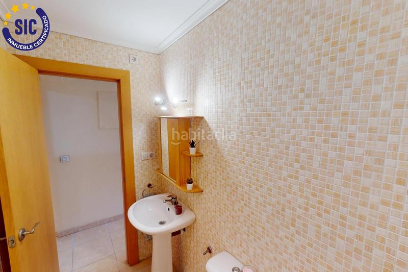 Foto 143a4db9-cbf9-415f-8338-a653cf12b43a. Casa a schiera in calle alzira 4 in Ciutat del Transport - La Salera Castellón de la Plana