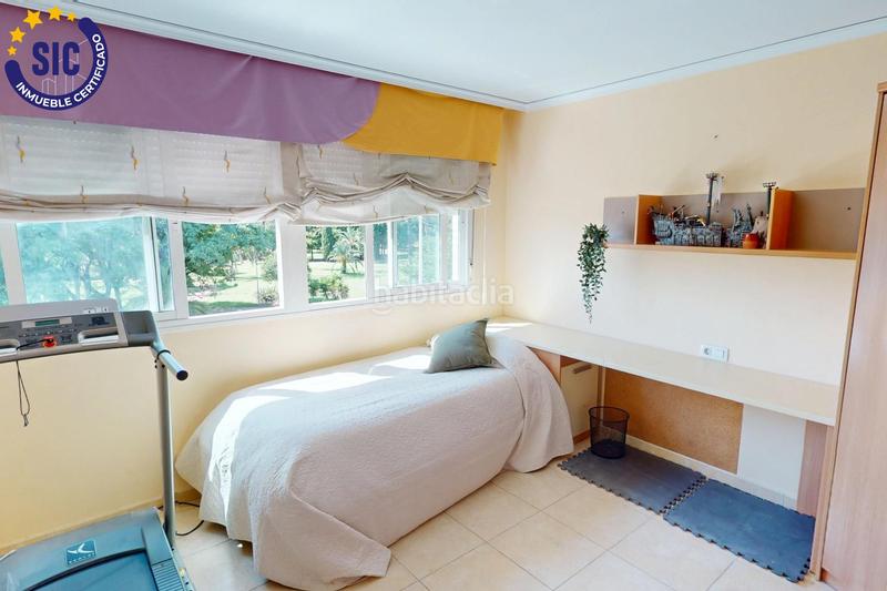 Foto 5f795fb3-4065-42d6-b994-a9eb2bdb61f9. Casa a schiera in calle alzira 4 in Ciutat del Transport - La Salera Castellón de la Plana