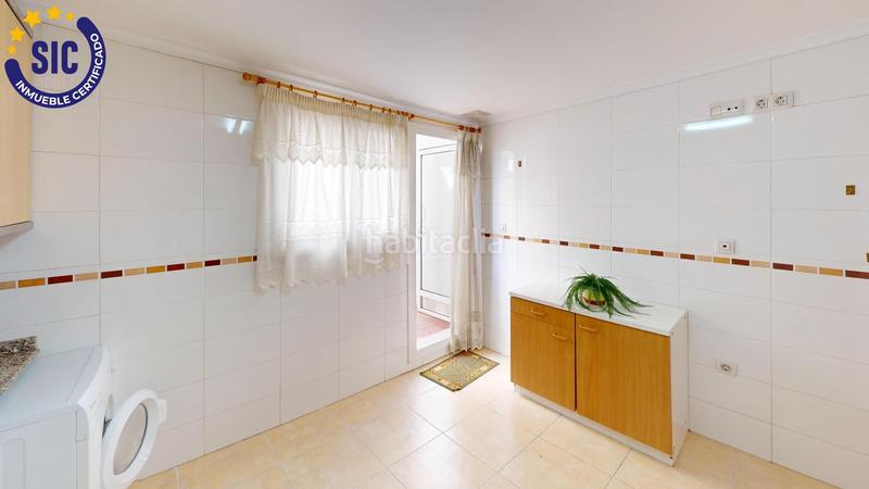 Foto ad94fcf6-2415-48b7-9ae8-bbd21c601cea. Casa a schiera in calle alzira 4 in Ciutat del Transport - La Salera Castellón de la Plana