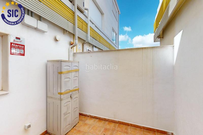 Foto bb191ac8-ca8a-4b63-80d6-0ee643e312b4. Casa a schiera in calle alzira 4 in Ciutat del Transport - La Salera Castellón de la Plana