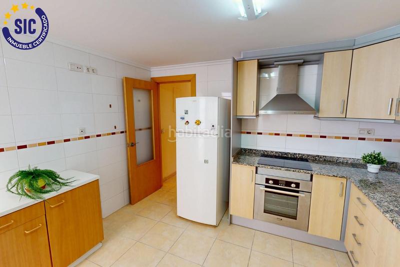 Foto cab5d4e1-2652-4908-b217-f7b4bf487570. Casa a schiera in calle alzira 4 in Ciutat del Transport - La Salera Castellón de la Plana