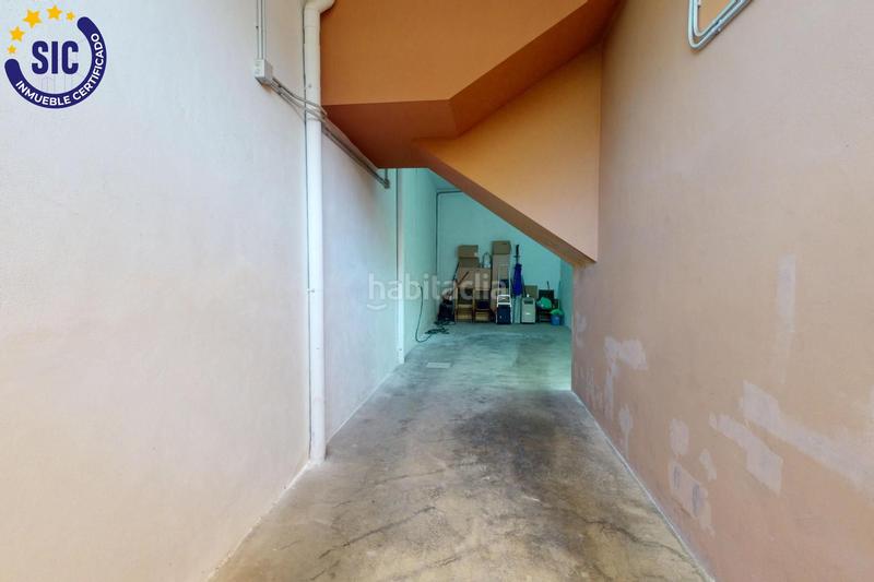 Foto cc3b2788-7b07-4871-80a7-21662d1edd9f. Casa a schiera in calle alzira 4 in Ciutat del Transport - La Salera Castellón de la Plana