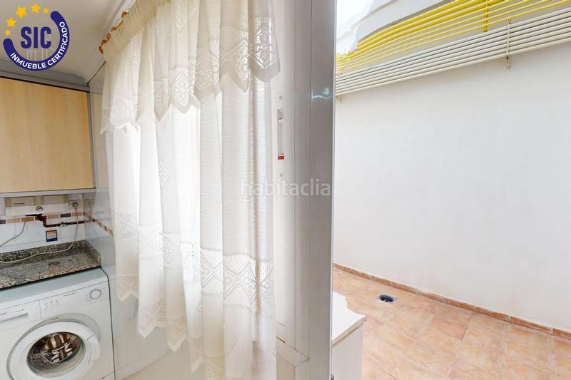 Foto e377cd12-22cb-455b-abbd-d2cbdc3a94ff. Casa a schiera in calle alzira 4 in Ciutat del Transport - La Salera Castellón de la Plana