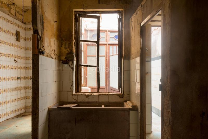 Foto 13f0a548-68ff-418f-b479-6cca46ceab0a. Haus in calle enmedio 142 in Casco Histórico Castellón de la Plana