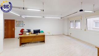 Office space in Calle mayor 74. 2 despachos unidos y 1 trastero en el centro de castellón con ac
