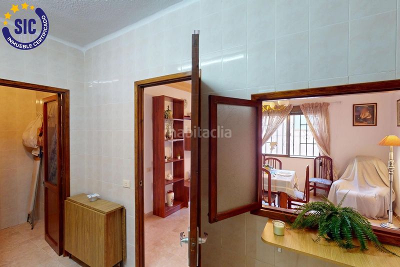 Foto 4ceba850-cefa-464a-bb54-1ec2ca7f9214. Casa a dr ferran 8 a Alcora (l´)