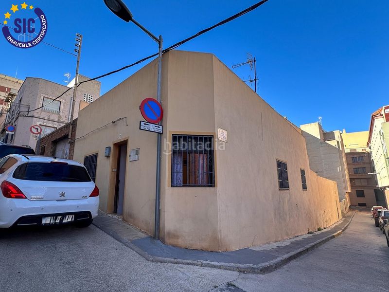 Foto ac7ba273-b3e1-424d-868b-48e9b6527807. Casa a dr ferran 8 a Alcora (l´)