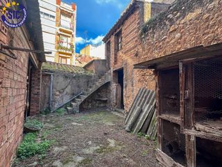 Terreno residencial en Calle de san cristóbal 17. Solar o terreno patio en la parte alta de alcora para poder edif
